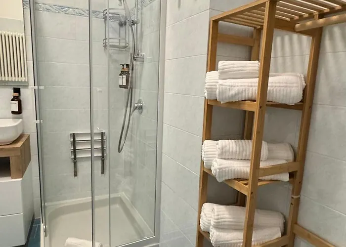 Apartment&parking&terrace Sweet 21 Appartement Como